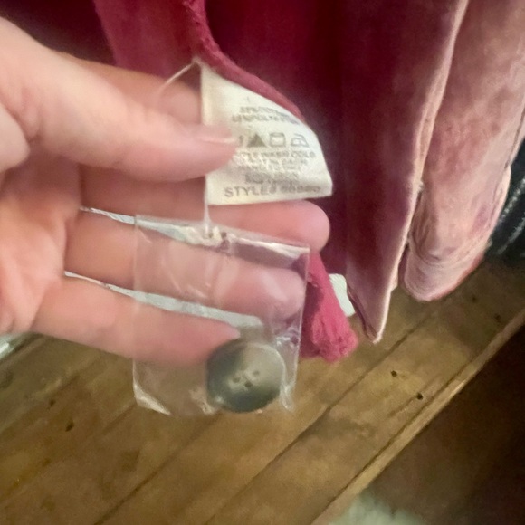 NWT Women's Red Sweatshirt Peplum Jacket Size M - Picture 9 of 15